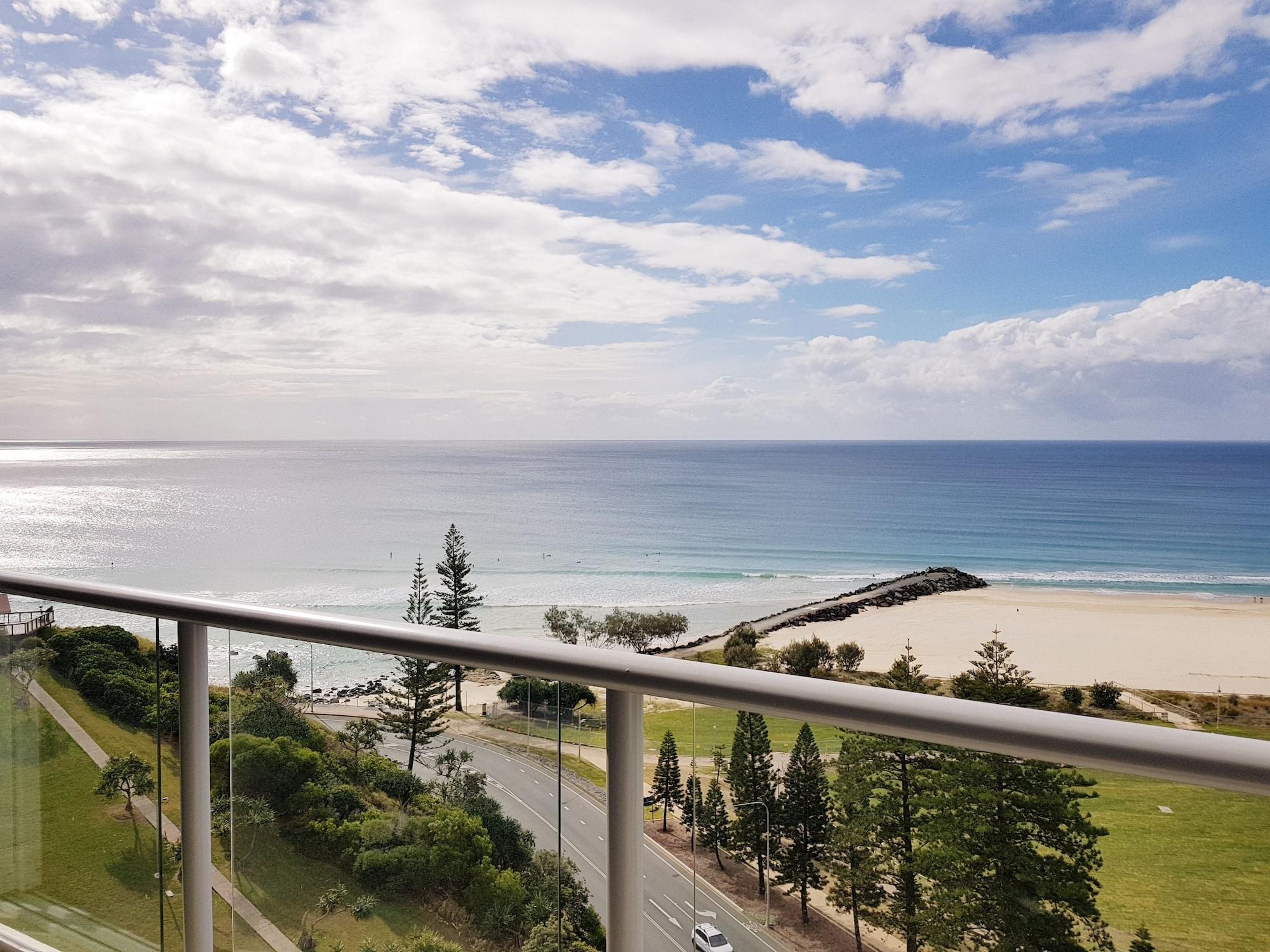 Blue C Coolangatta Aparthotel Exterior photo