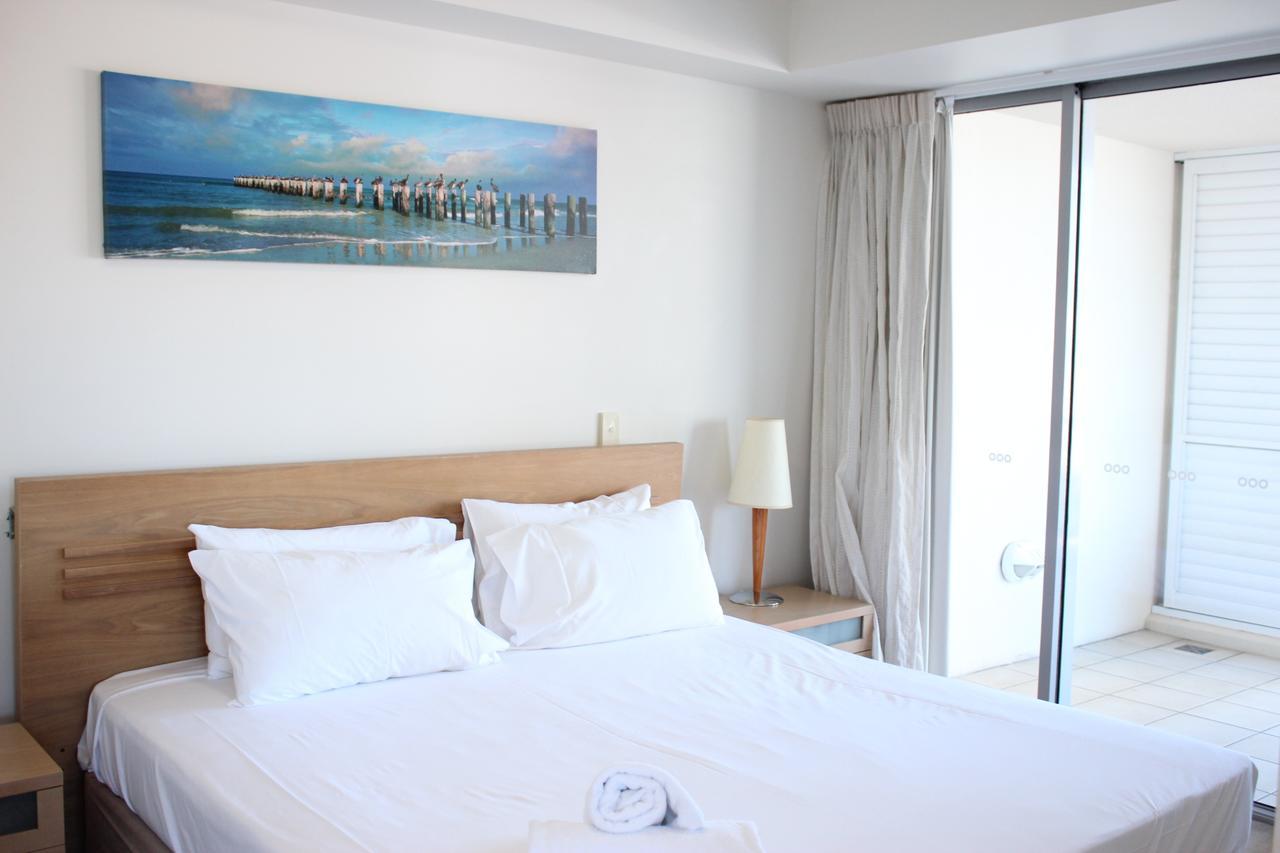Blue C Coolangatta Aparthotel Exterior photo