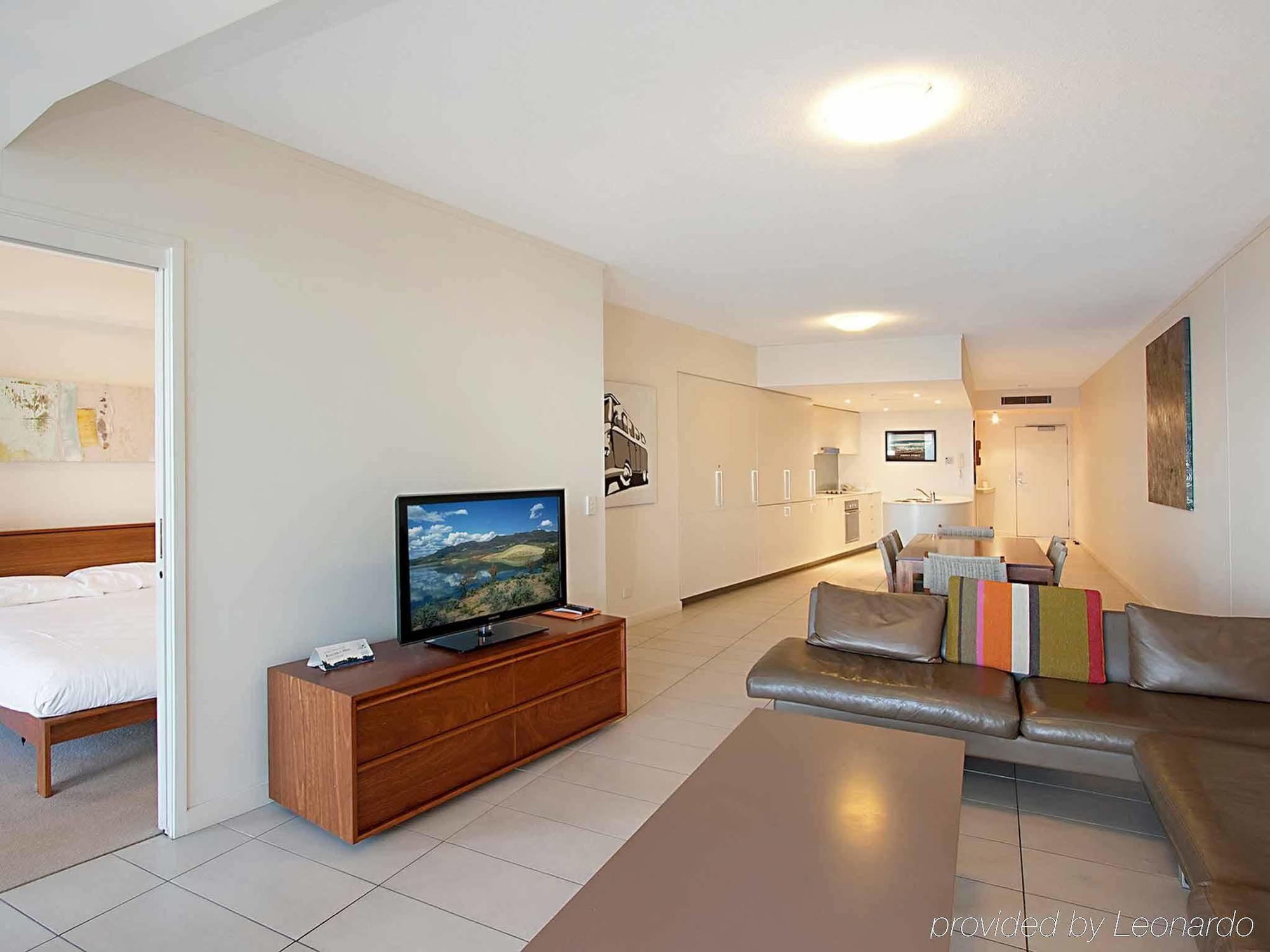 Blue C Coolangatta Aparthotel Exterior photo